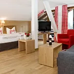 Hotell Alpengasthof Schwand 3*
